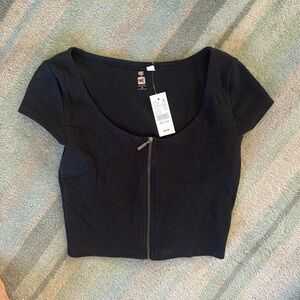 PacSun zip up top